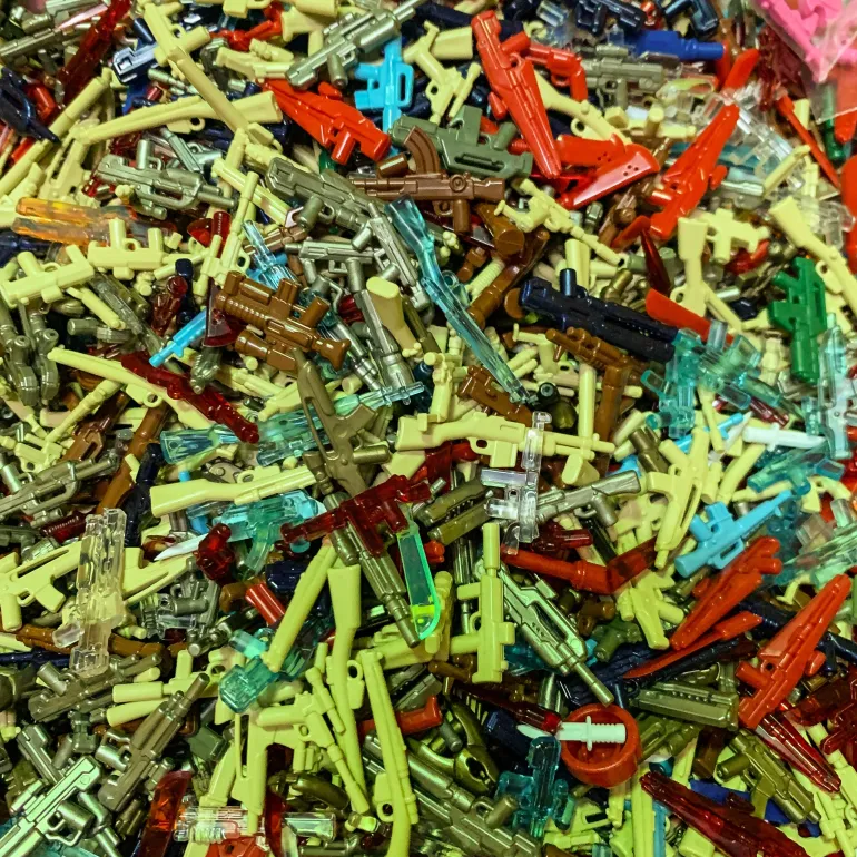 The Brick Show Shop BrickArms Mystery Pack (10 Weapons)
