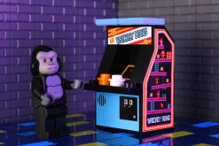 The Brick Show Shop Brickey Kong - Custom Arcade Machine made using LEGO parts