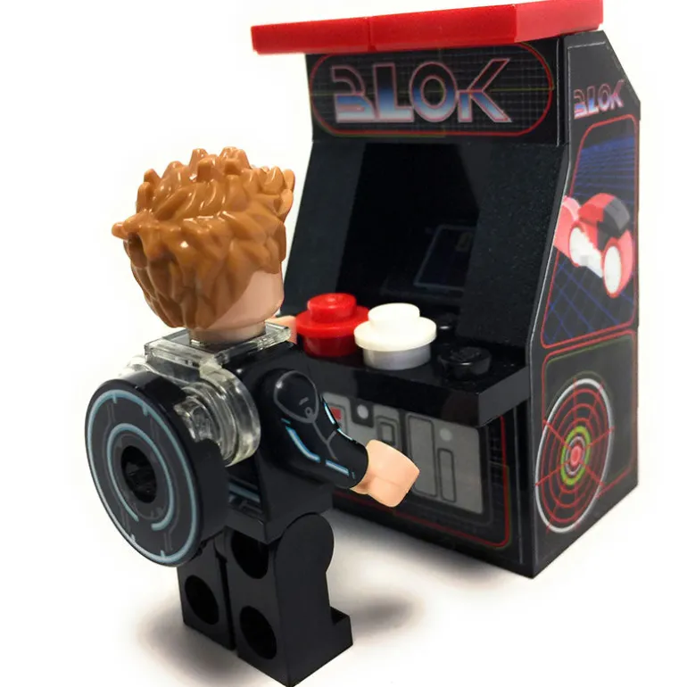 The Brick Show Shop Custom BLOK (1982 Edition) Classic Arcade Machine