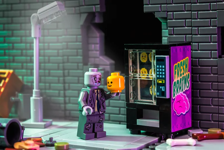 The Brick Show Shop Fresh Brains - B3 Customs Zombie Vending Machine