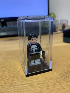 The Brick Show Shop LEGO Minifigure Display Case (Small, 4x4)