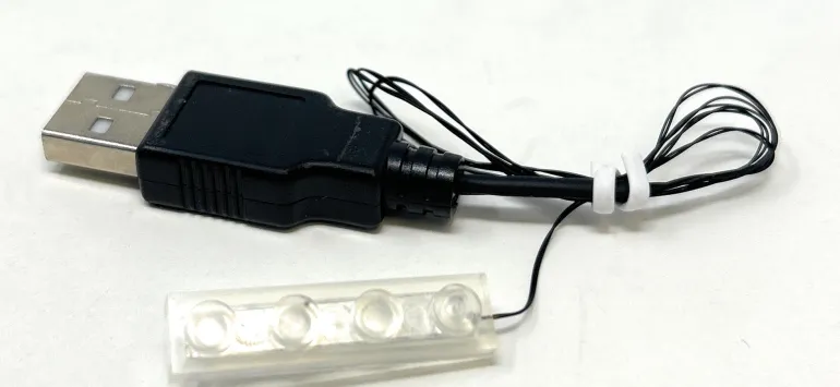 The Brick Show Shop Light-Up 1x4 Plate (USB) - LEGO Compatible