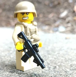 The Brick Show Shop M4-SBR (Short Barrel Rifle) - BrickArms