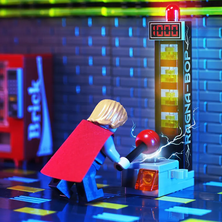 The Brick Show Shop Ragna-Bop - B3 Customs Strongman Amusement Park Game
