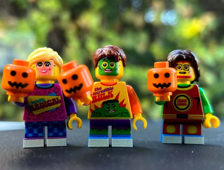 The Brick Show Shop Set of 3 Kids Trick-or-Treating on Halloween Minifig Collection
