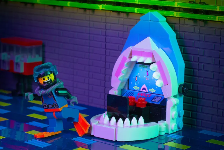 The Brick Show Shop Shark Attack! Arcade Game made using LEGO parts - B3 Customs