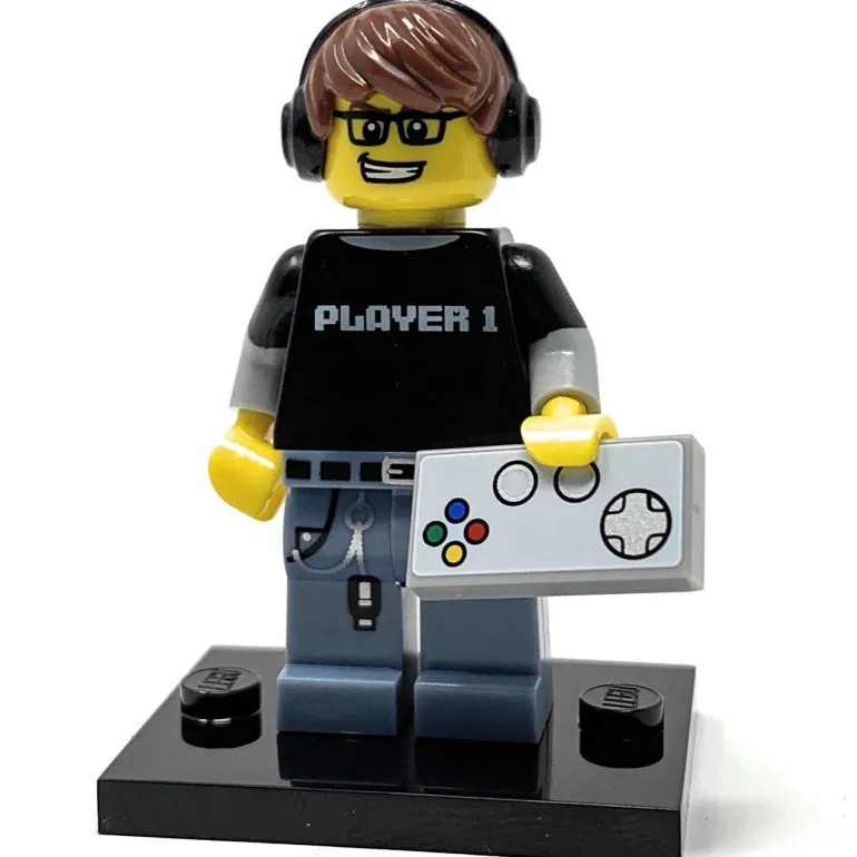 The Brick Show Shop Video Game Guy - LEGO Series 12 Collectible Minifigure (2014)