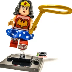 The Brick Show Shop Wonder Woman (Classic 1941) - LEGO DC Comics Collectible Minifigure (S